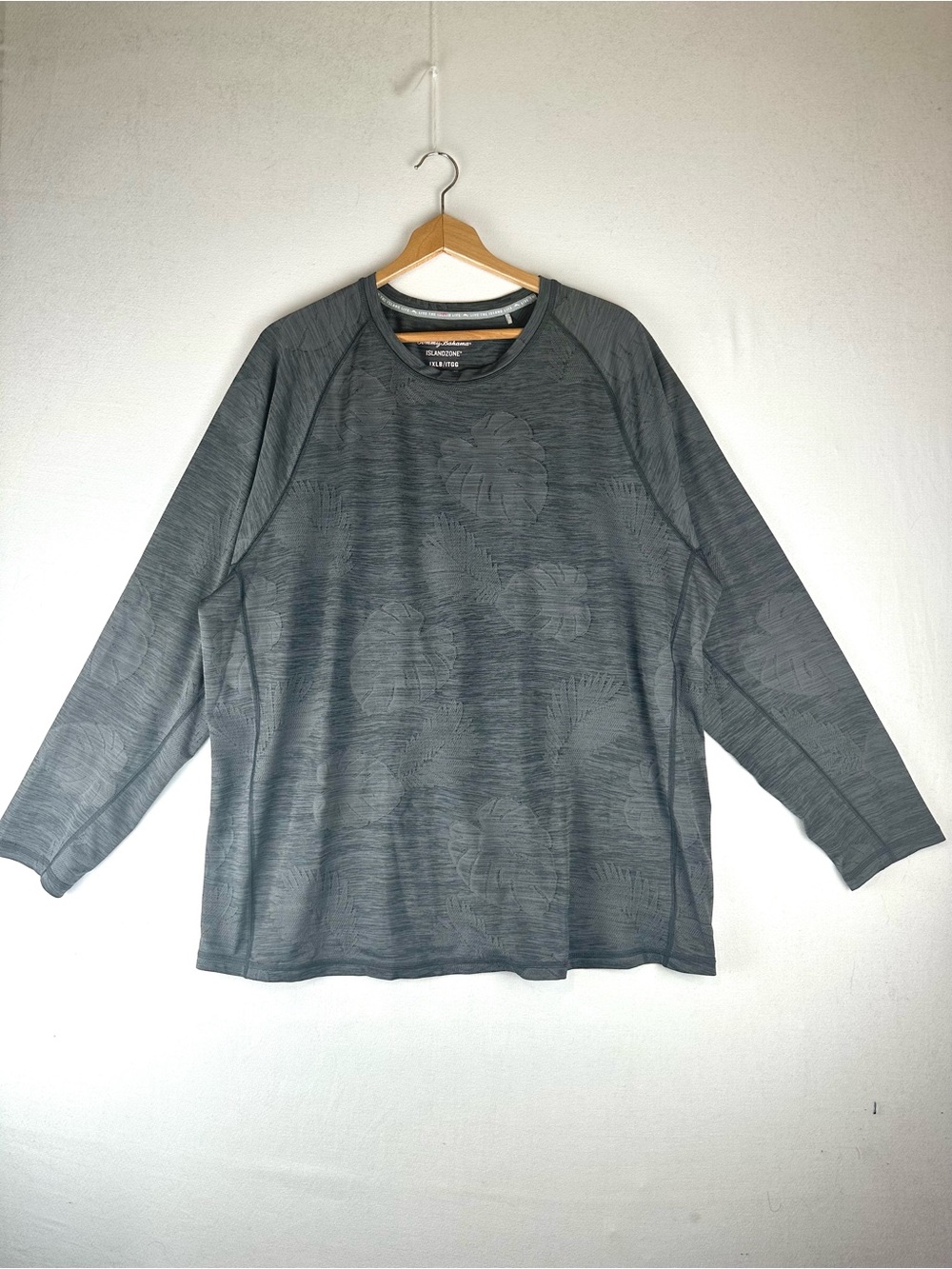 Tommy Bahama Delray Frond IslandZone Crewneck Long Sleeve Tee Performance